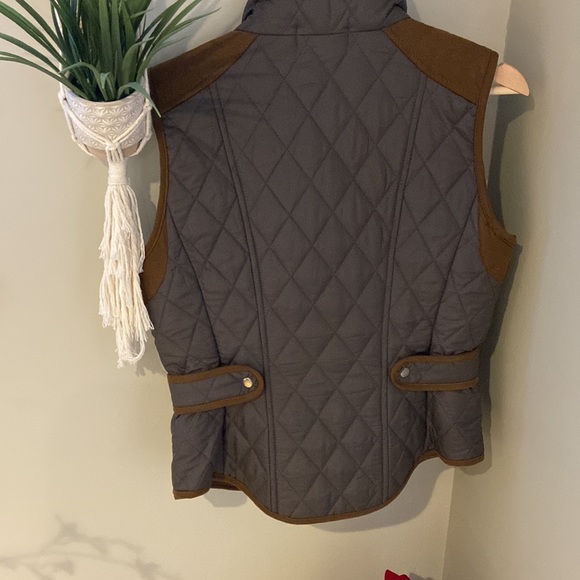 Loft 82 Vest - Picture 6 of 7